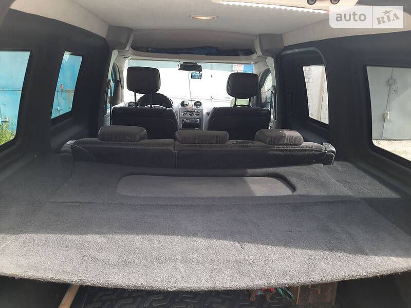 Минивэн Volkswagen Caddy 2010 в Павлограде
