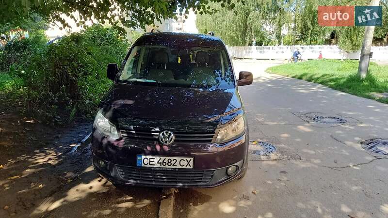 Минивэн Volkswagen Caddy 2013 в Черновцах