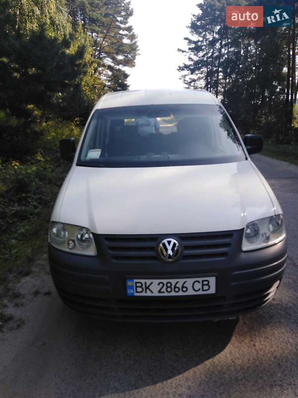 Минивэн Volkswagen Caddy 2006 в Остроге