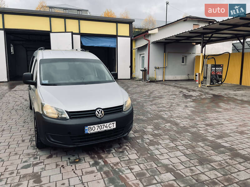 Мінівен Volkswagen Caddy 2013 в Збаражі