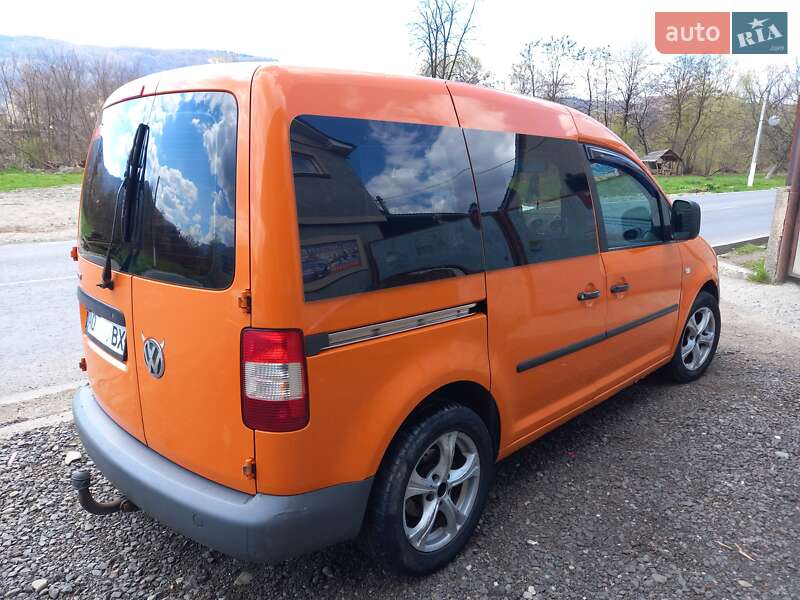 Минивэн Volkswagen Caddy 2005 в Рахове
