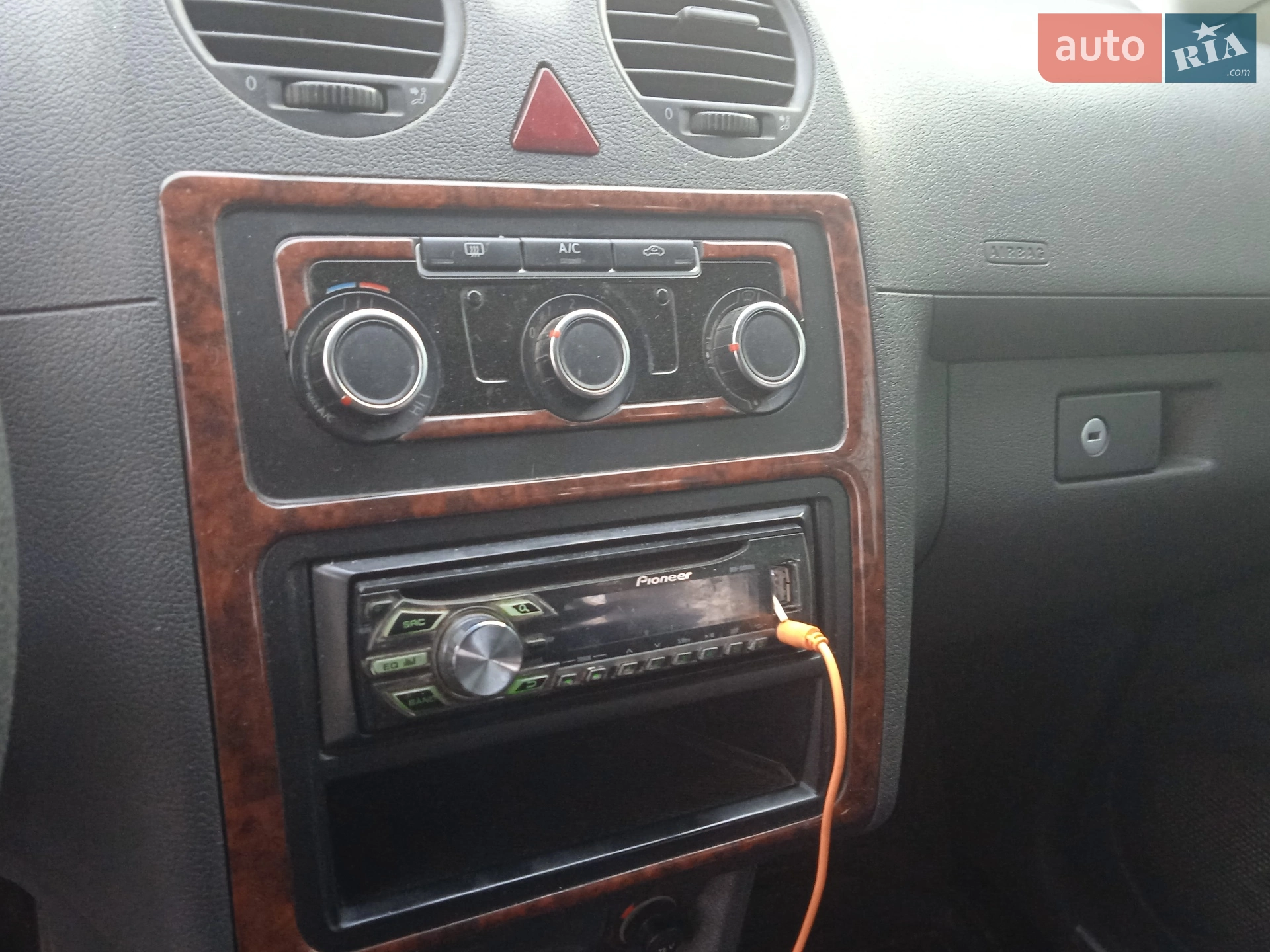 2013 Volkswagen Caddy - мініатюра 38