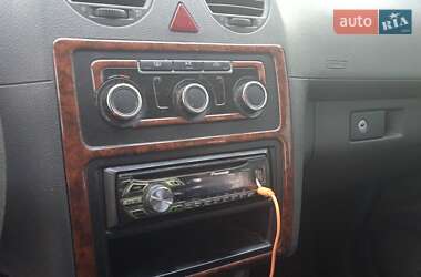 Минивэн Volkswagen Caddy 2013 в 