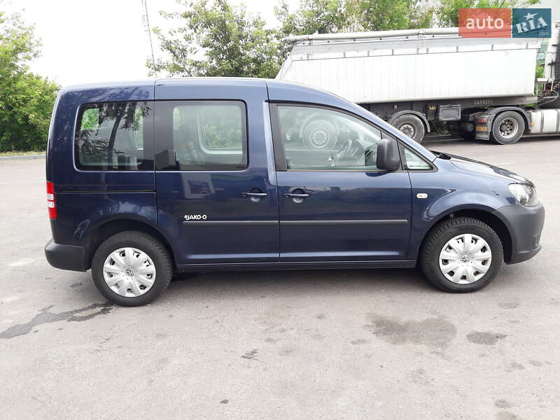 Минивэн Volkswagen Caddy 2013 в Ровно