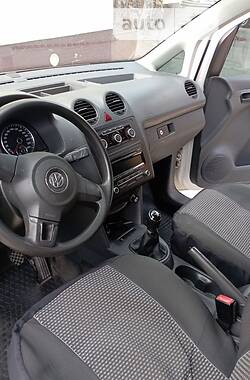 Грузовой фургон Volkswagen Caddy 2013 в Стебнику