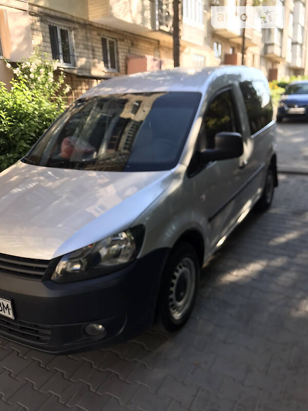 Минивэн Volkswagen Caddy 2011 в Черновцах