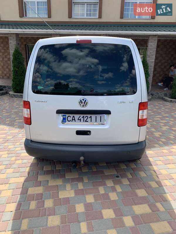 Мінівен Volkswagen Caddy 2005 в Новоархангельську