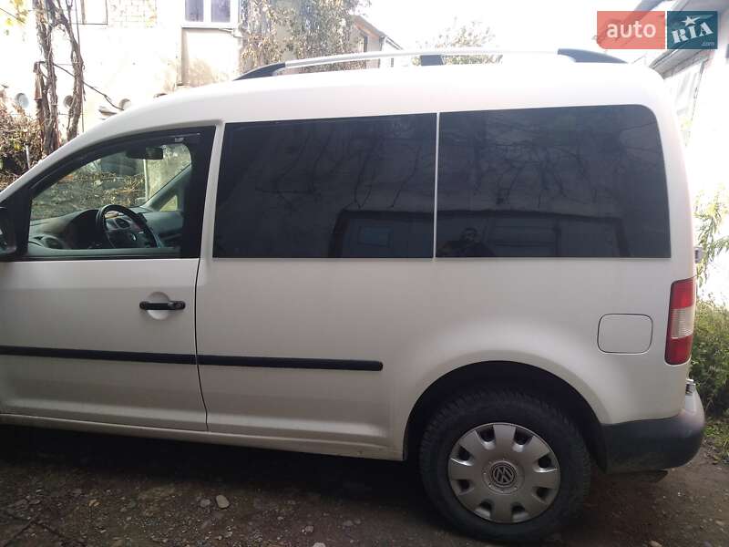 Мінівен Volkswagen Caddy 2007 в Чернівцях