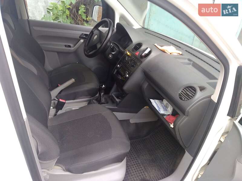 Мінівен Volkswagen Caddy 2007 в Чернівцях