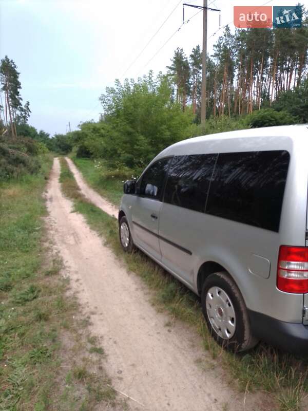 Универсал Volkswagen Caddy 2013 в Прилуках