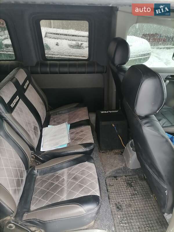 Пикап Volkswagen Caddy 2010 в Кельменцах фото 18 Пикап Volkswagen Caddy 2010 в Кельменцах