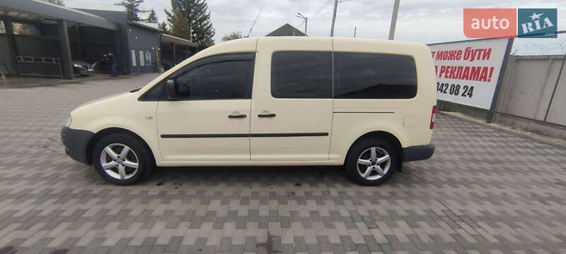 Минивэн Volkswagen Caddy 2010 в Шепетовке