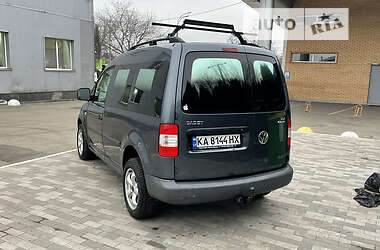 Минивэн Volkswagen Caddy 2010 в Киеве