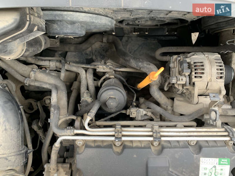 Минивэн Volkswagen Caddy 2006 в Черновцах