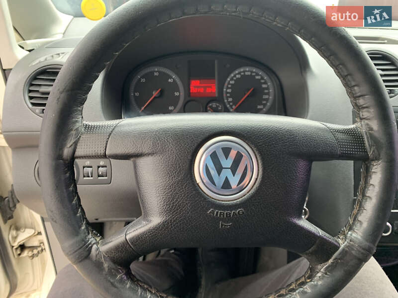 Минивэн Volkswagen Caddy 2006 в Черновцах