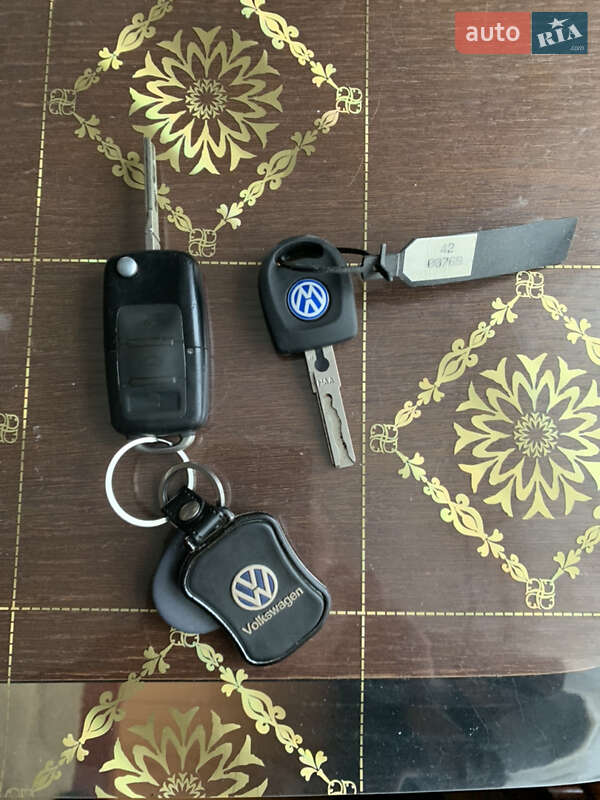 Минивэн Volkswagen Caddy 2006 в Черновцах