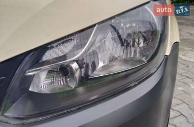Минивэн Volkswagen Caddy 2011 в 