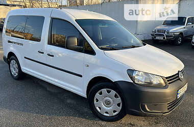 Минивэн Volkswagen Caddy 2011 в Киеве