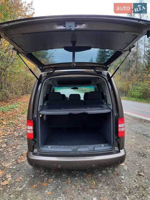 Мінівен Volkswagen Caddy 2011 в Вижниці