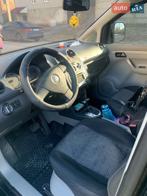 Минивэн Volkswagen Caddy 2008 в Днепре