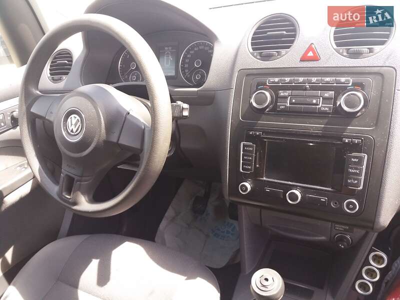 Мінівен Volkswagen Caddy 2010 в Сваляві