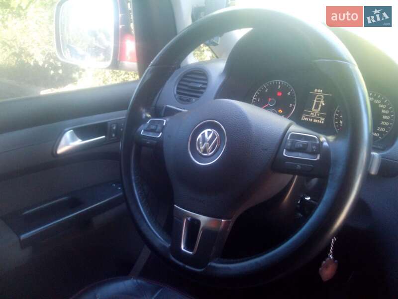 Минивэн Volkswagen Caddy 2014 в Коростене