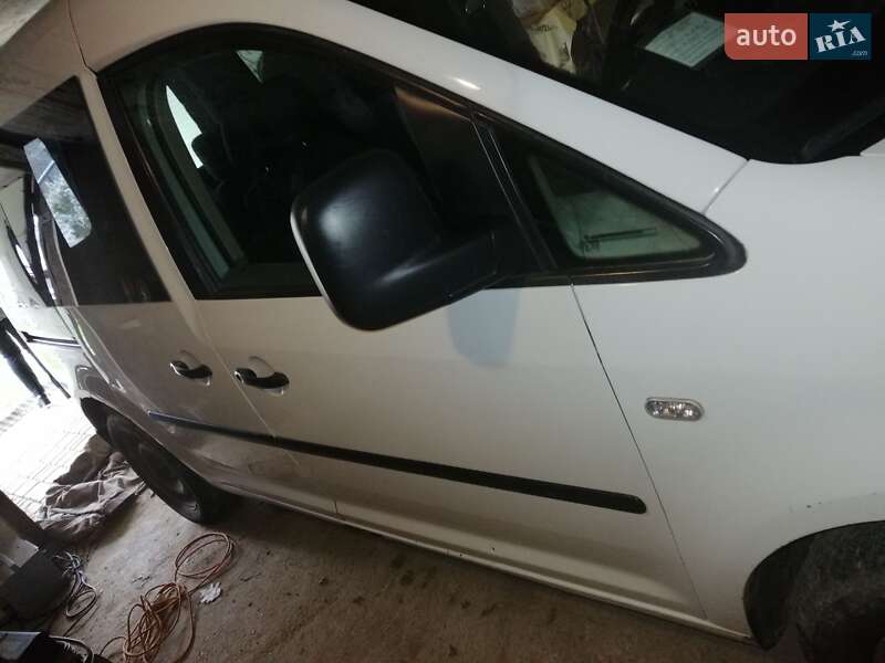 Мінівен Volkswagen Caddy 2005 в Турці