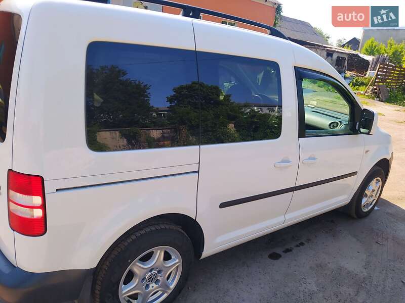 Минивэн Volkswagen Caddy 2012 в Овруче