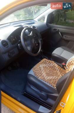 Минивэн Volkswagen Caddy 2011 в 