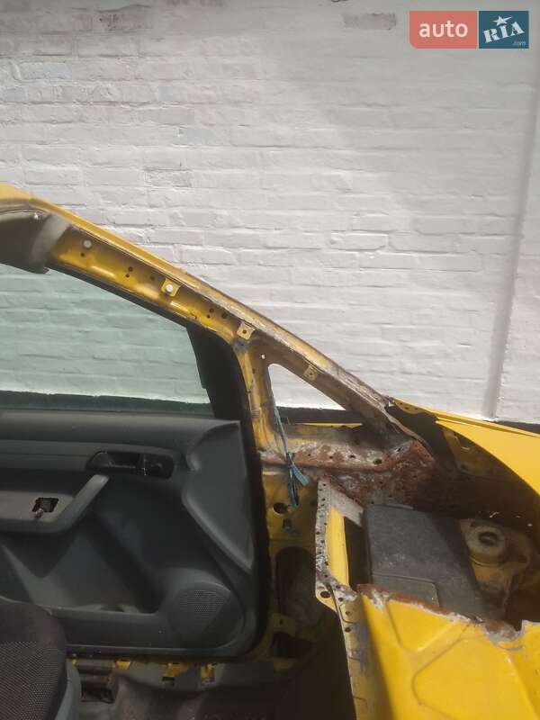 Мінівен Volkswagen Caddy 2005 в Полтаві