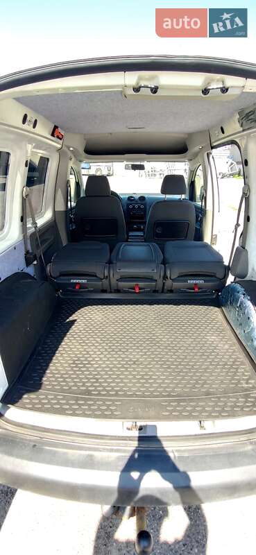 Мінівен Volkswagen Caddy 2012 в Черкасах