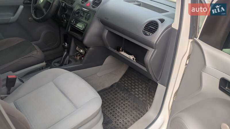 Мінівен Volkswagen Caddy 2005 в Полтаві