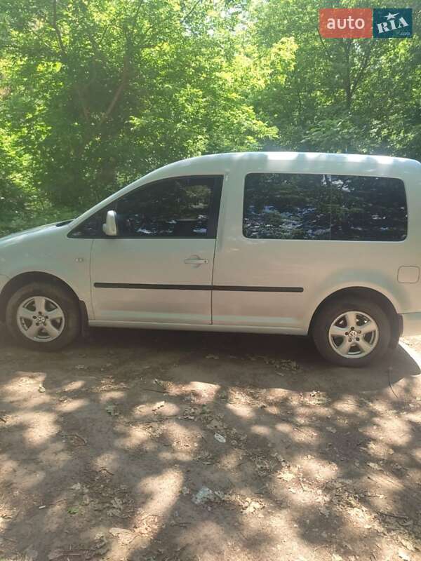 Минивэн Volkswagen Caddy 2005 в 