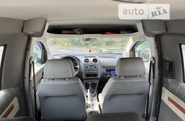 Минивэн Volkswagen Caddy 2010 в 