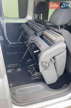 Минивэн Volkswagen Caddy 2012 в 