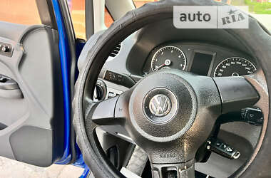 Минивэн Volkswagen Caddy 2011 в 
