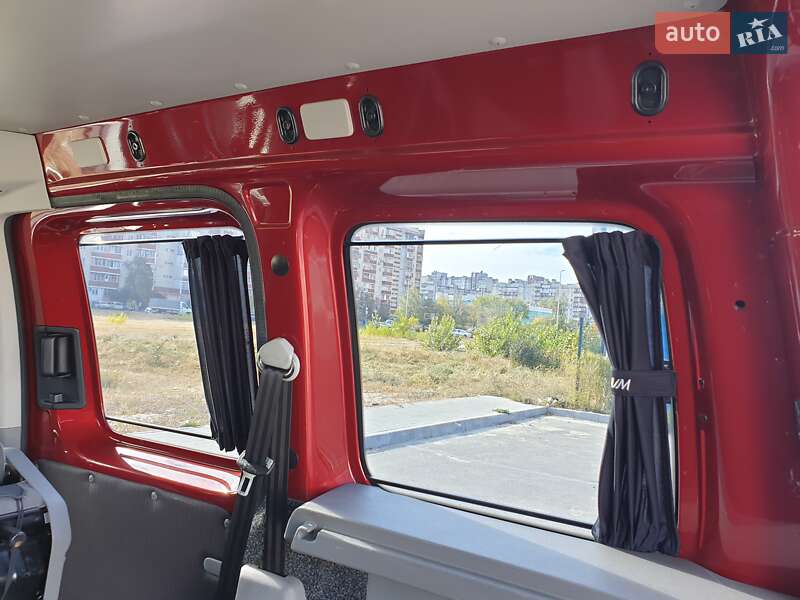 Мінівен Volkswagen Caddy 2006 в Києві