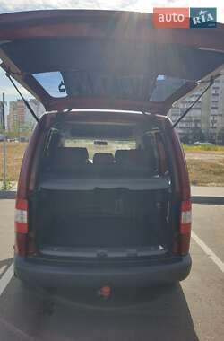 Минивэн Volkswagen Caddy 2006 в Киеве