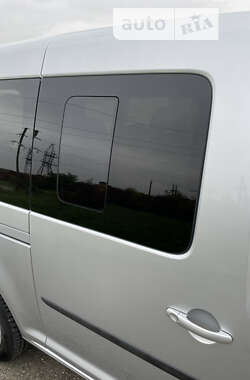Минивэн Volkswagen Caddy 2016 в 