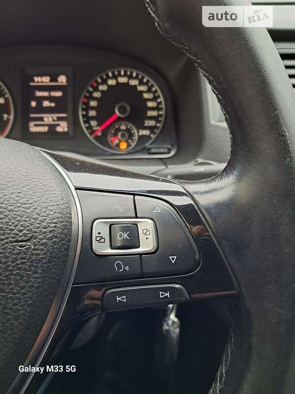 Грузовой фургон Volkswagen Caddy 2015 в Киеве