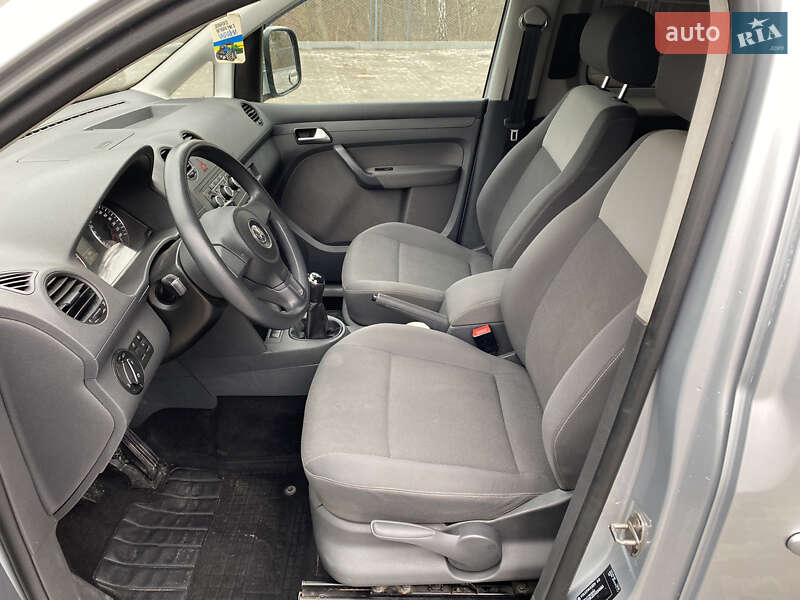 Минивэн Volkswagen Caddy 2012 в Виннице