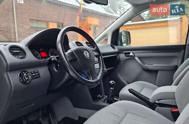 Минивэн Volkswagen Caddy 2010 в 