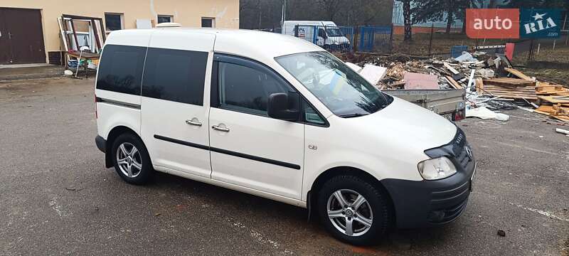 Минивэн Volkswagen Caddy 2009 в Львове
