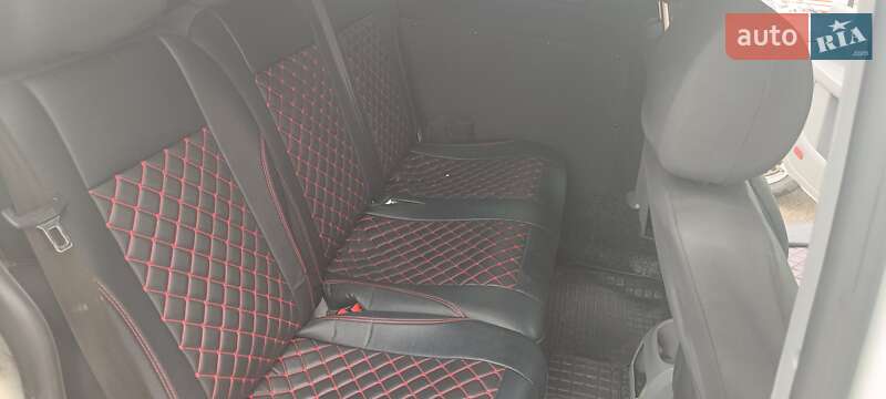 Минивэн Volkswagen Caddy 2009 в Львове