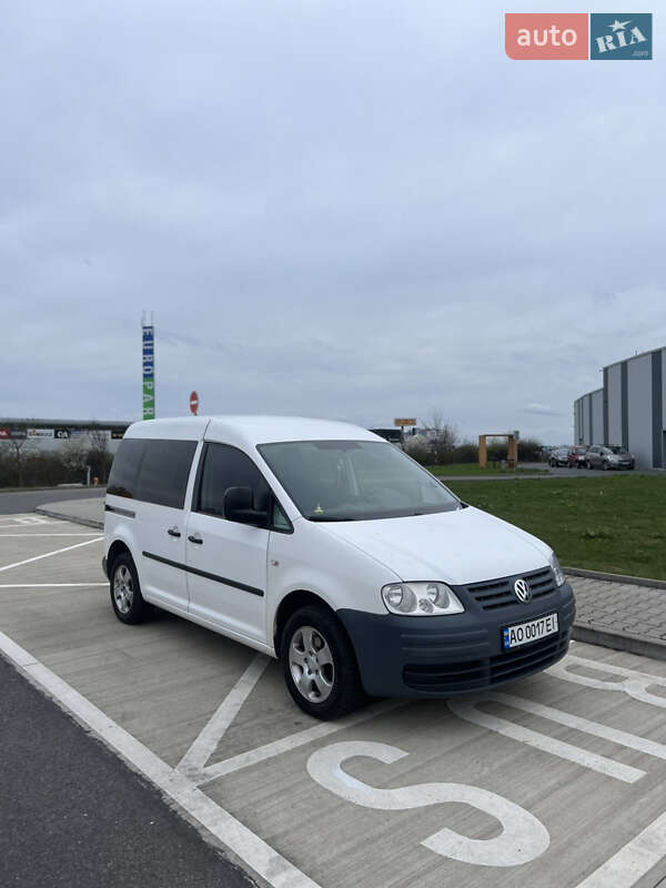 Минивэн Volkswagen Caddy 2008 в Тячеве
