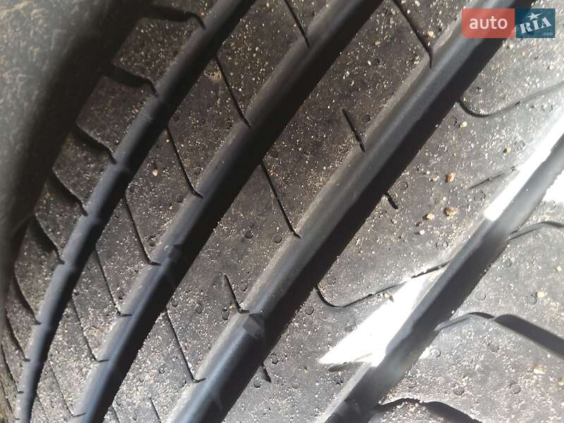 Мінівен Volkswagen Caddy 2013 в Києві