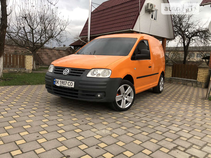 Грузовой фургон Volkswagen Caddy 2006 в 