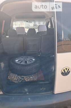 Минивэн Volkswagen Caddy 2005 в Измаиле