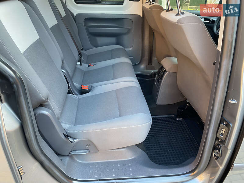 Мінівен Volkswagen Caddy 2012 в Луцьку
