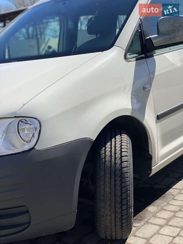 Минивэн Volkswagen Caddy 2006 в Кременчуге